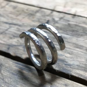 SANDORM | Viklet ring